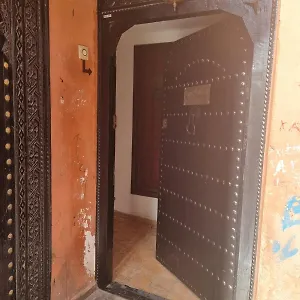 Riyad Riad Shaloma, Marakeş